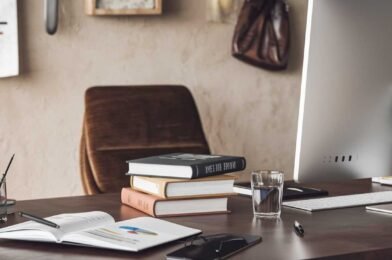 Decision Fatigue is Killing Your Productivity: 6 Strategies Used by CEOs to Eliminate 80% of Daily Decisions